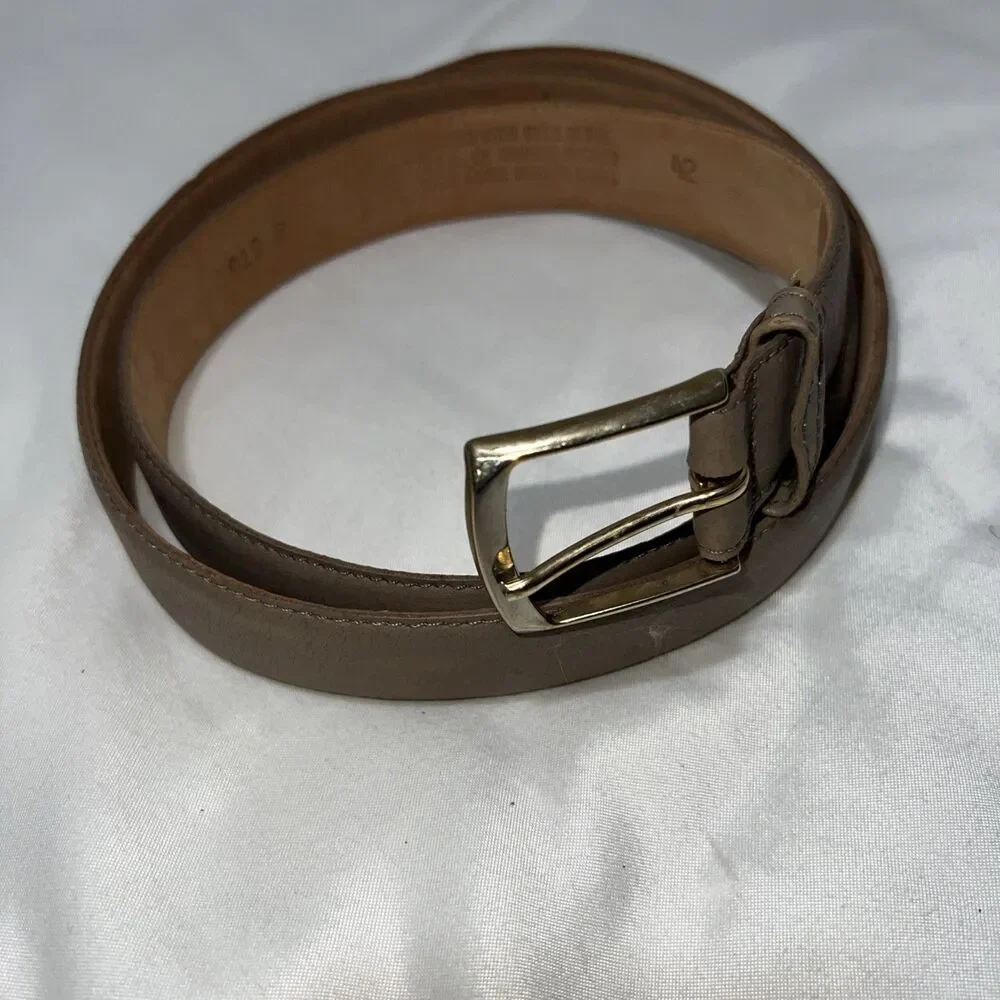 Gray Leather Belt Glove Leather Lining Sz 42 Gold Tone Buckle USA VTG